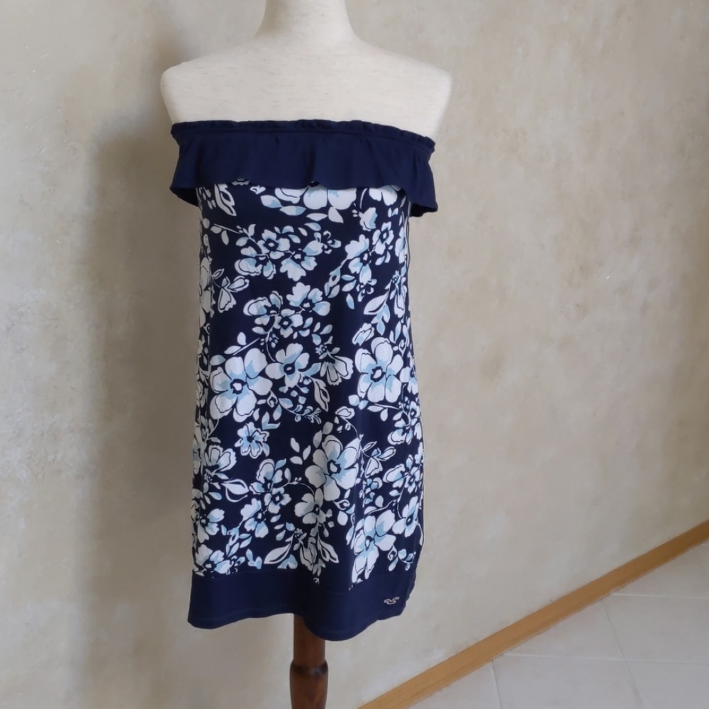 Hollister Strapless Dress